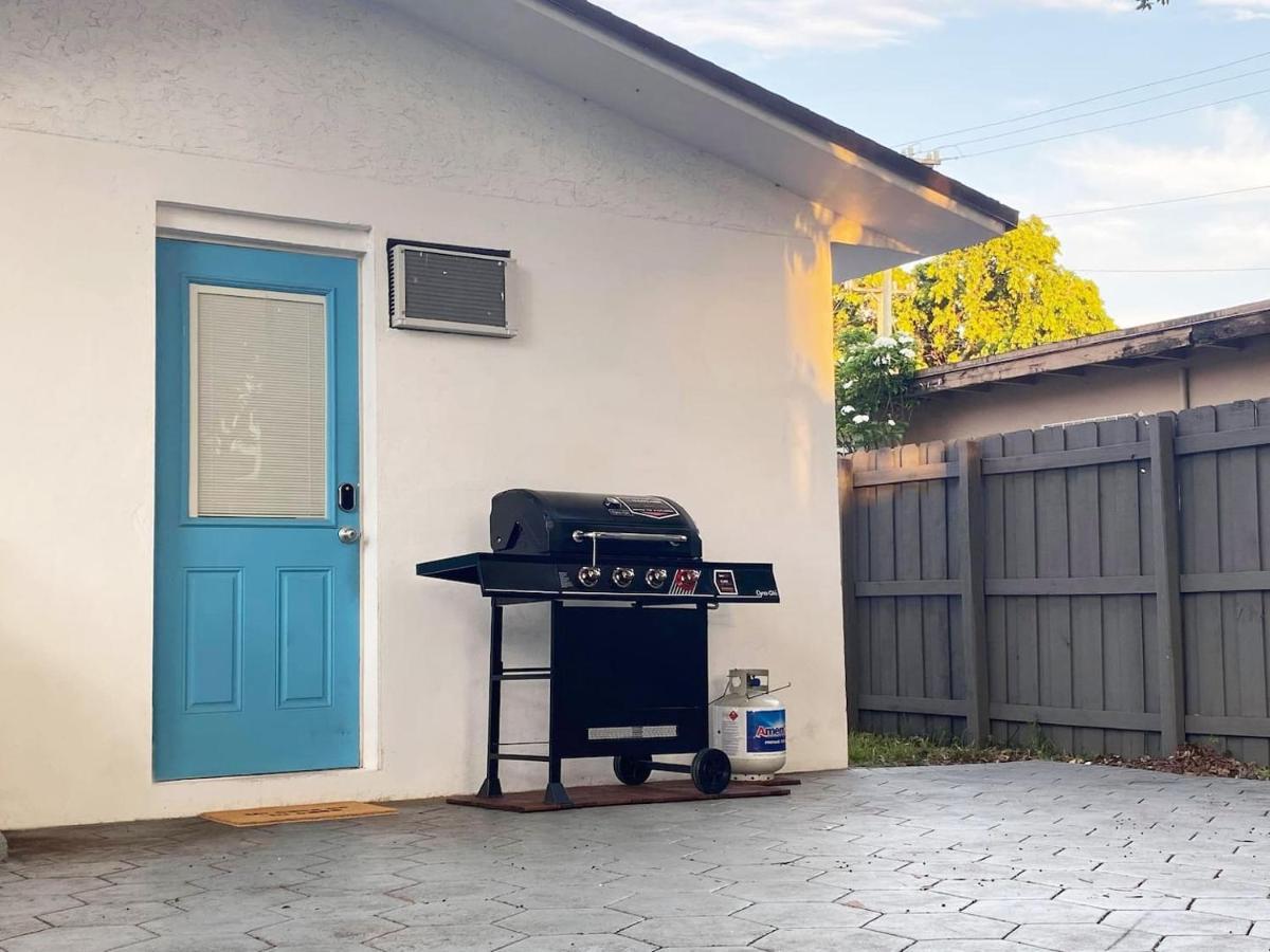 Private Suite W/ Full Backyard, Bbq, 5Min From Mia Miami Extérieur photo